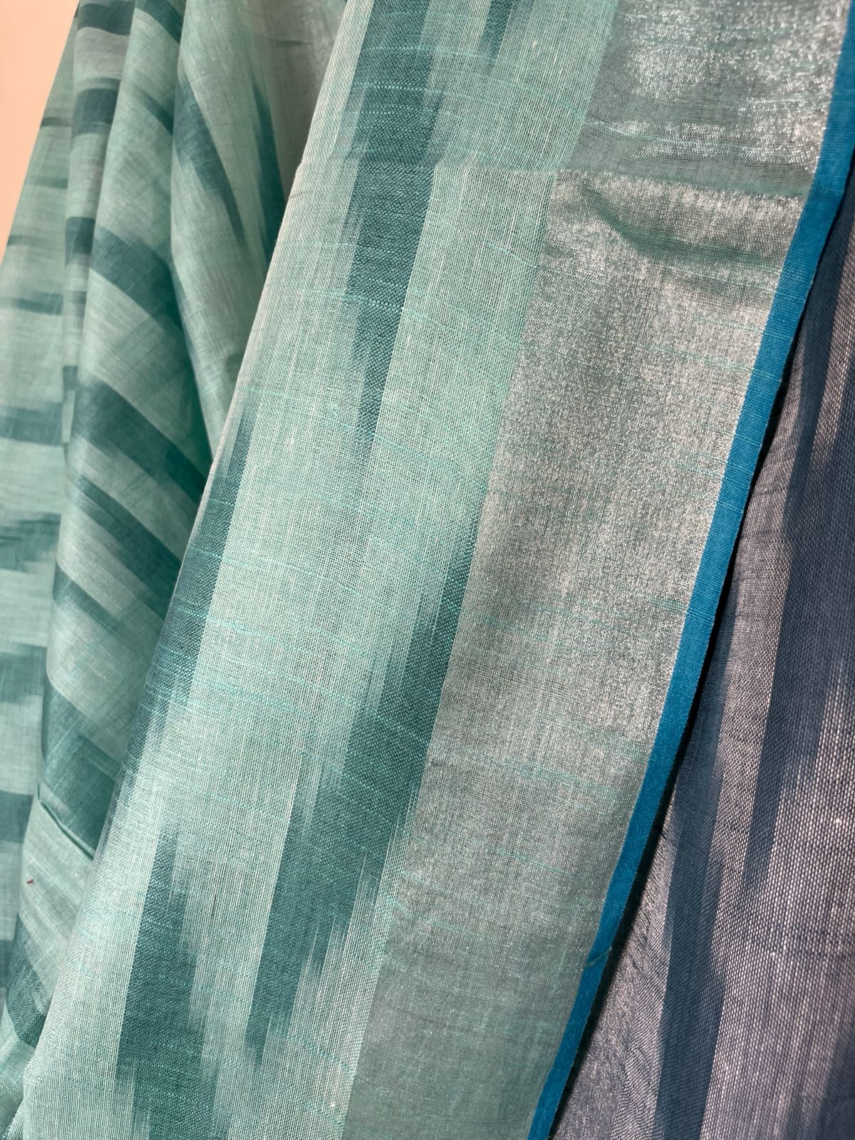 Neelvora Ikat